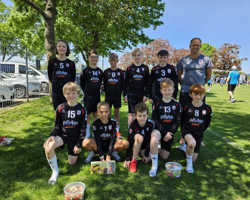 Jugenden U10 und U12 starten mit Turniersiegen