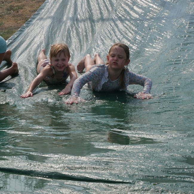 Spieleweise: Wasserrutsche