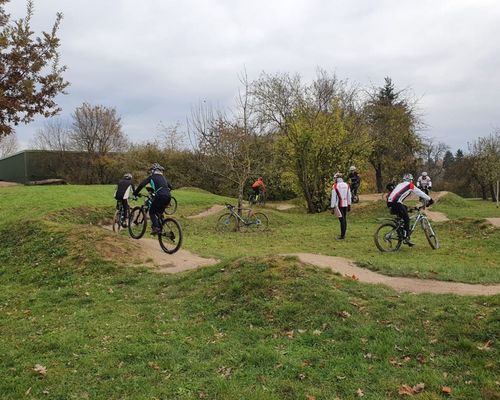 Rad-Techniktraining im Freien