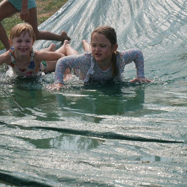 Spieleweise: Wasserrutsche