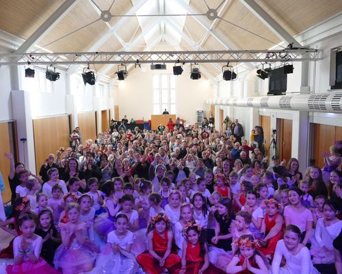 "Die tanzenden Jahreszeiten!"  Kindertanzshow der Tanzoase