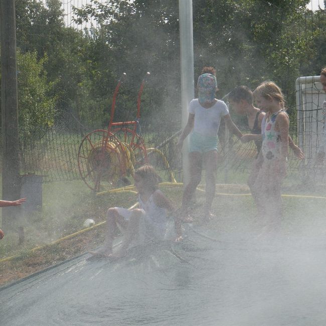 Spieleweise: Wasserrutsche