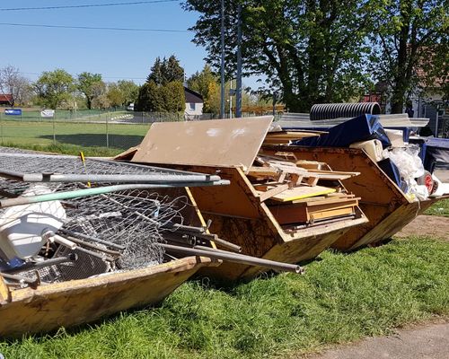 Faustball und Tischtennis schaffen Platz
