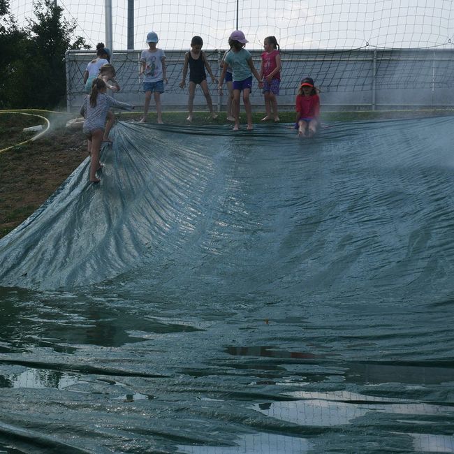 Spieleweise: Wasserrutsche
