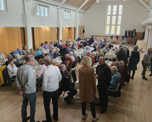 Seniorennachmittag in der TuV-Halle